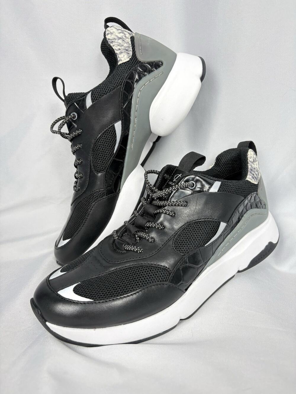 Cole Haan Zerogrand Motion Women’s Sneakers Size 9B Black Gray Leather Mesh New